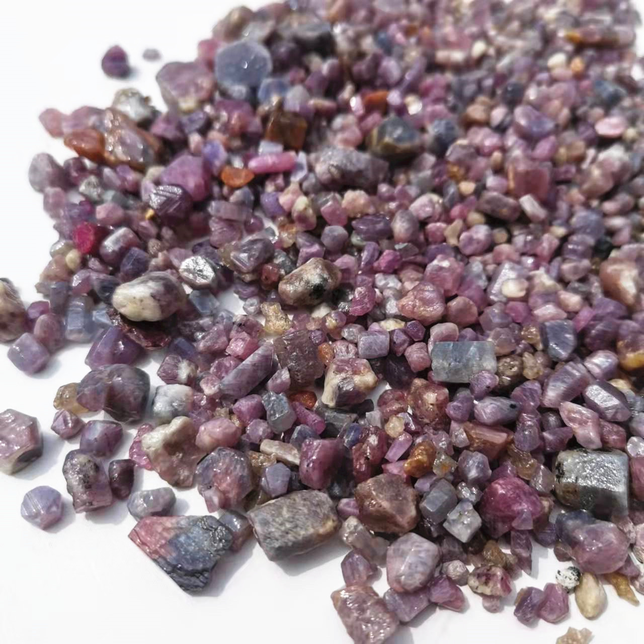 Jewelry Making Raw Materials - الطبيعية الخام الأرجواني الياقوت الأحجار الخام