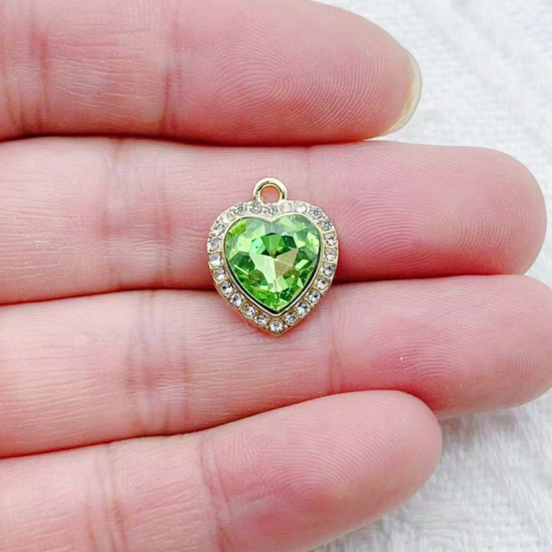 10 قطع من قلادات الأحجار الكري - مراجعة Jewelry Making Gemstones وسعره