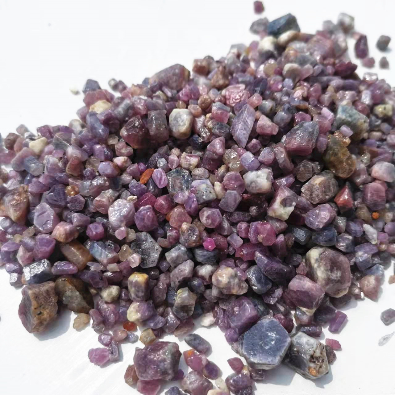 الطبيعية الخام الأرجواني الياق - مراجعة Jewelry Making Raw Materials وسعره