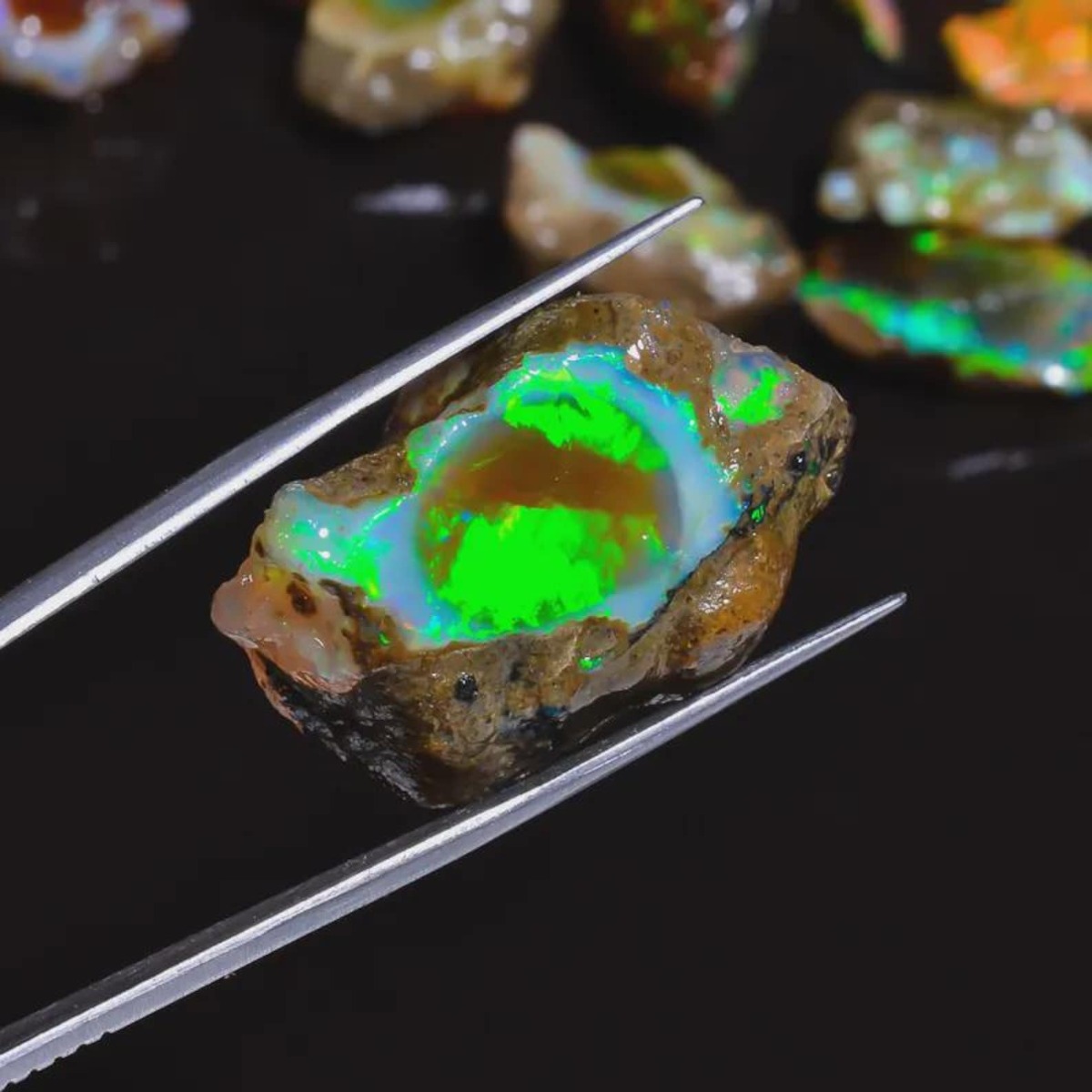 25-80 قيراط من حجر الأوبال الإ - مراجعة Jewelry Making Raw Materials وسعره