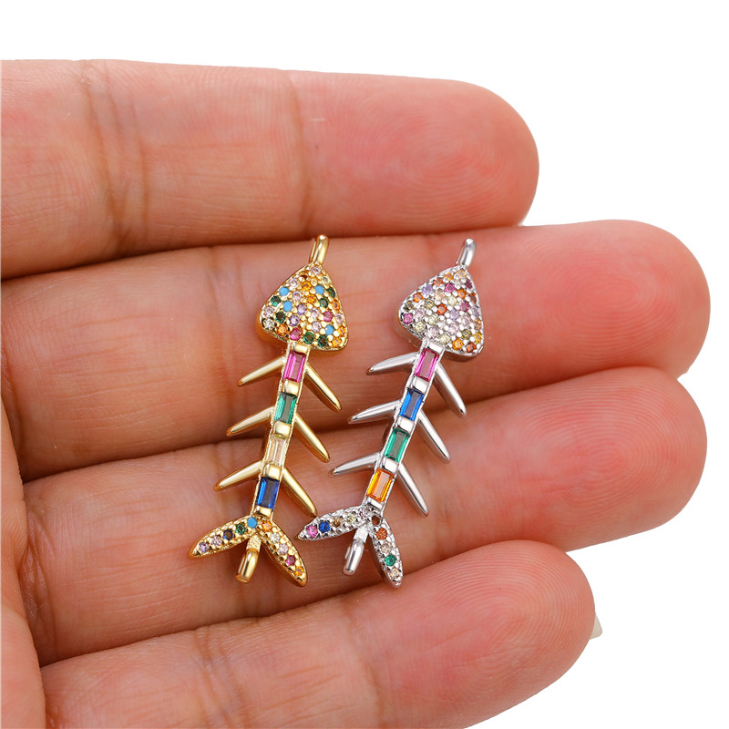 موصلات زخرفية على شكل جيكو مطل - مراجعة Jewelry Making Loops وسعره